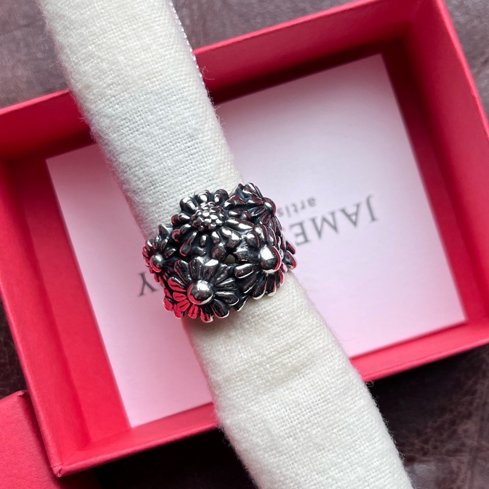 James avery Floral Cluster Ring sz 6.5